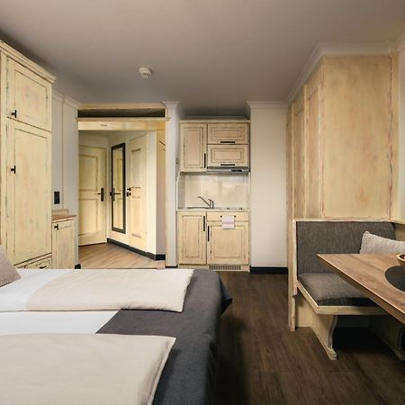 Mondi Hotel Аксамс Экстерьер фото