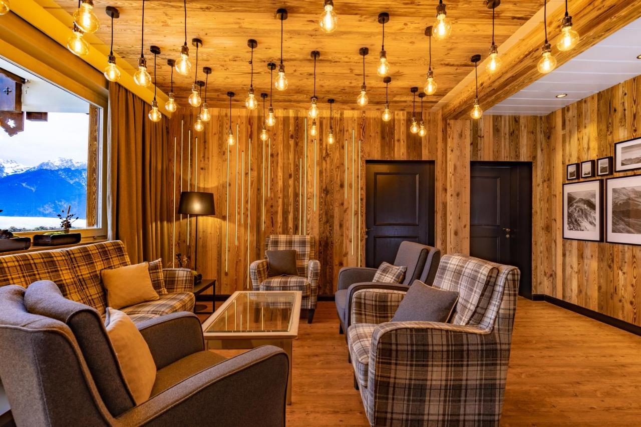Mondi Hotel Аксамс Экстерьер фото