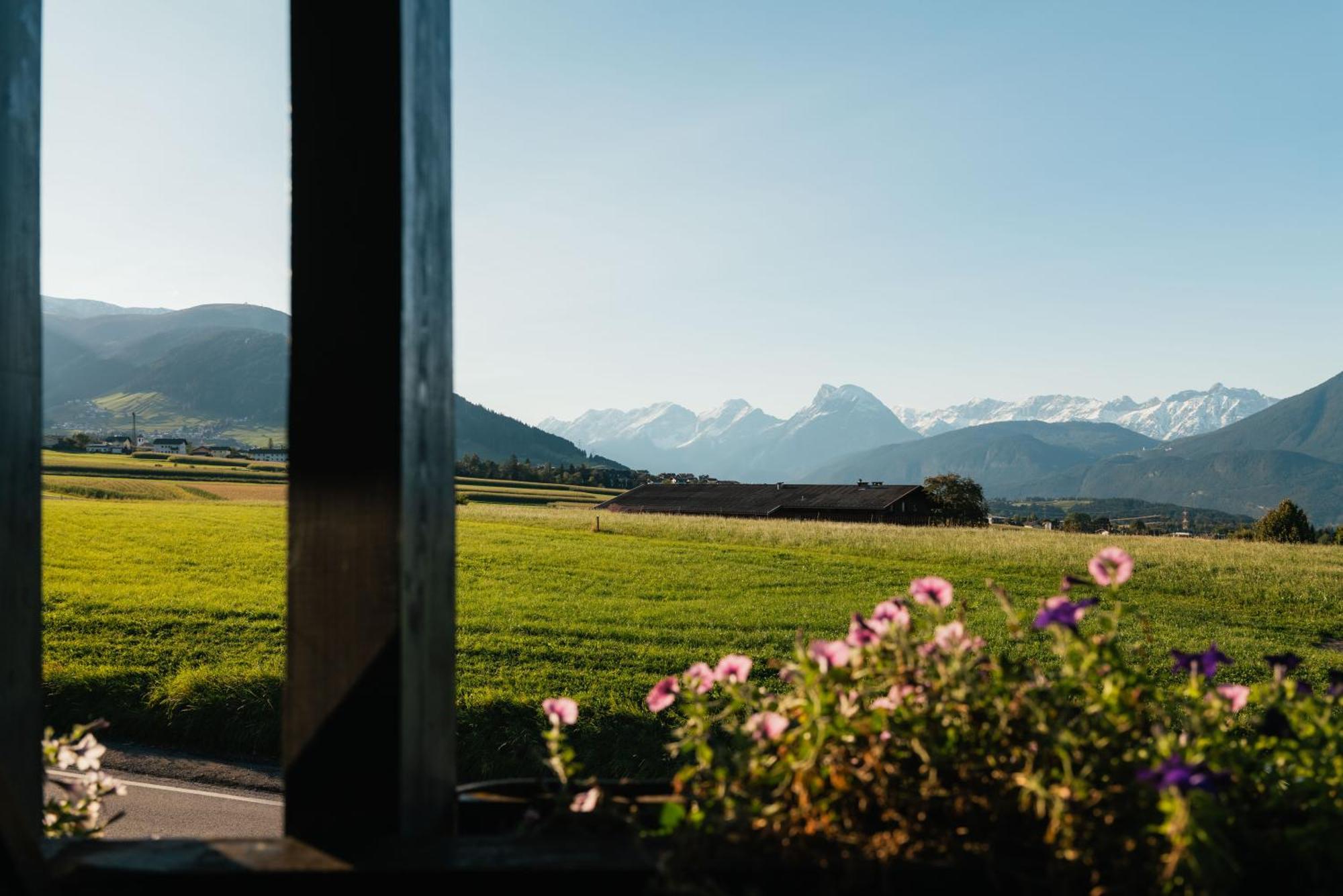 Mondi Hotel Аксамс Экстерьер фото