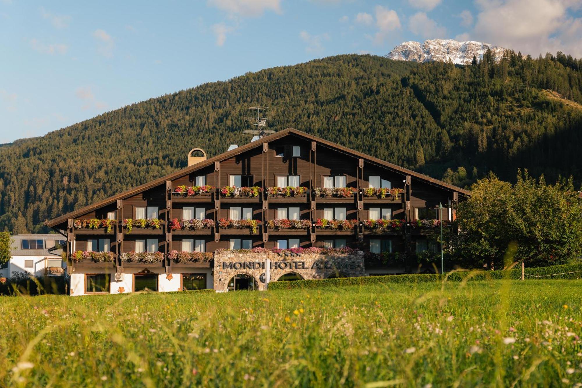 Mondi Hotel Аксамс Экстерьер фото